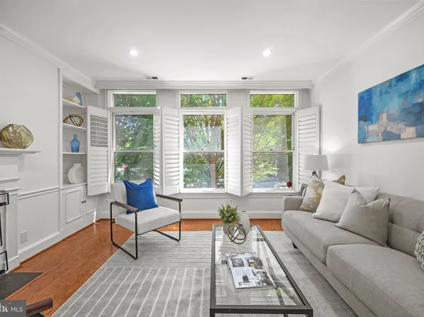1201 O St NW APT 1B, Washington, DC 20005