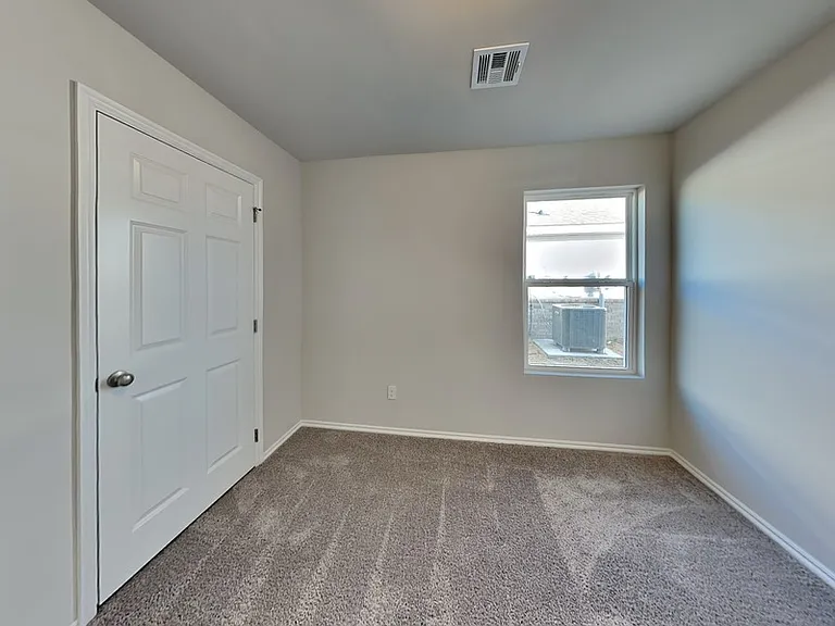 1029 E Stetson Ln — Photo 13