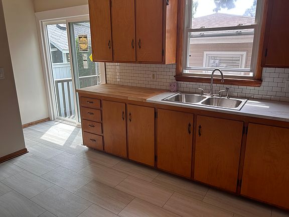 Kitchen with slider to back deck