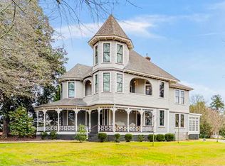 106 N McNeill St, Robbins, NC 28327