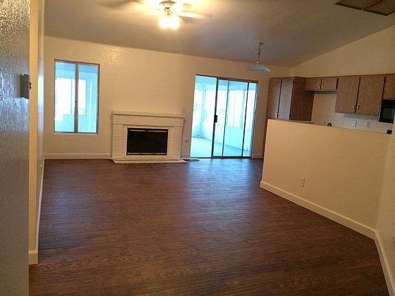 5th image of 11181 Desert Rose Dr