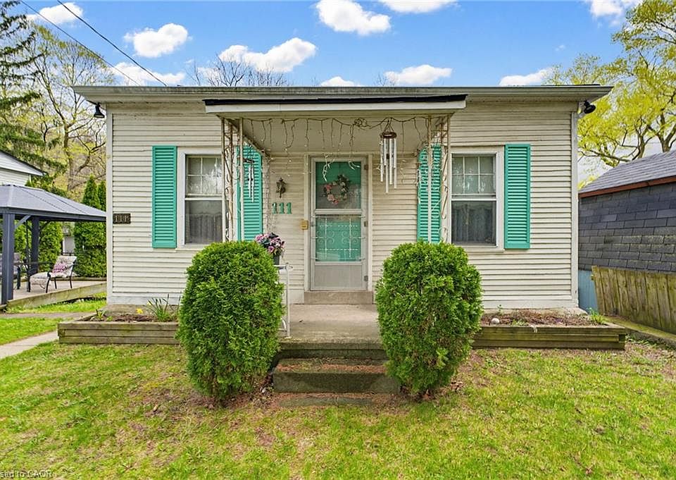 1st image of 111 Sydenham St