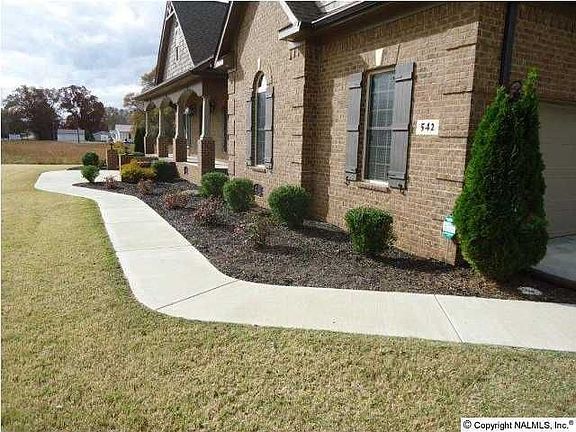 4th image of 554 Greenville Pike