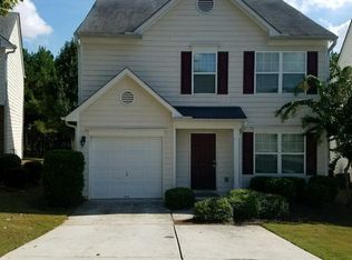 9504 Lakeview Rd, Union City, GA 30291