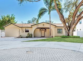 3402 W Van Buren Dr #B, Tampa, FL 33611