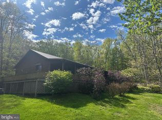 90 Shade Valley Rd, Rio, WV 26755