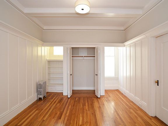 5th image of 861 Scott St