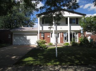 11185 Glenis Dr, Sterling Heights, MI