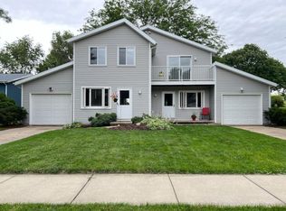 5230 Piccadilly Dr, Madison, WI 53714
