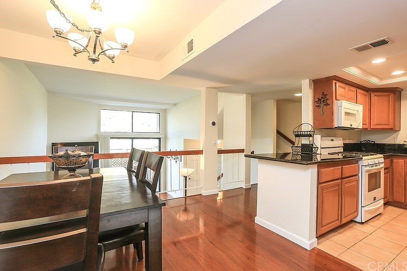 1st image of 380 W Wilson St #22