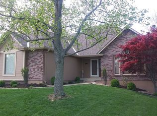 2417 SW Clear Creek Ct, Blue Springs, MO 64015