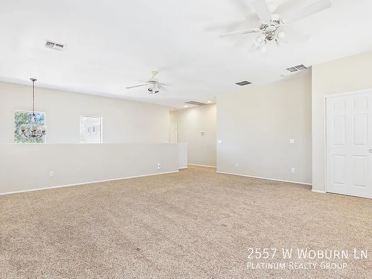 2557 W Woburn Ln — Photo 16