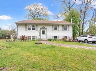 39 Post Brook Rd, West Milford Twp., NJ 07480