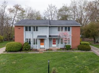 5213 Johnnycake Rdg NE, Canton, OH 44705