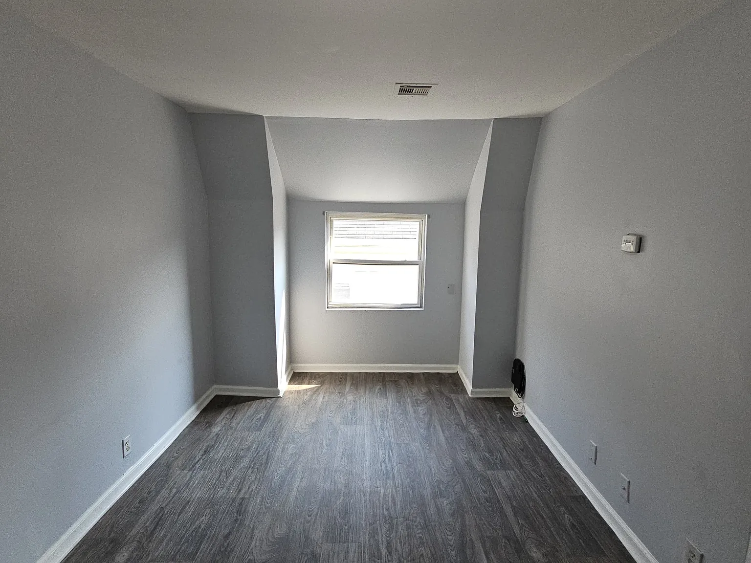 1 bed, $1,400 — Photo 2