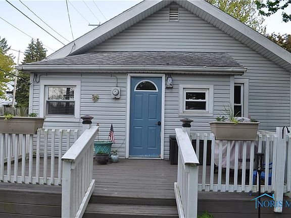 5th image of 210 Mason St