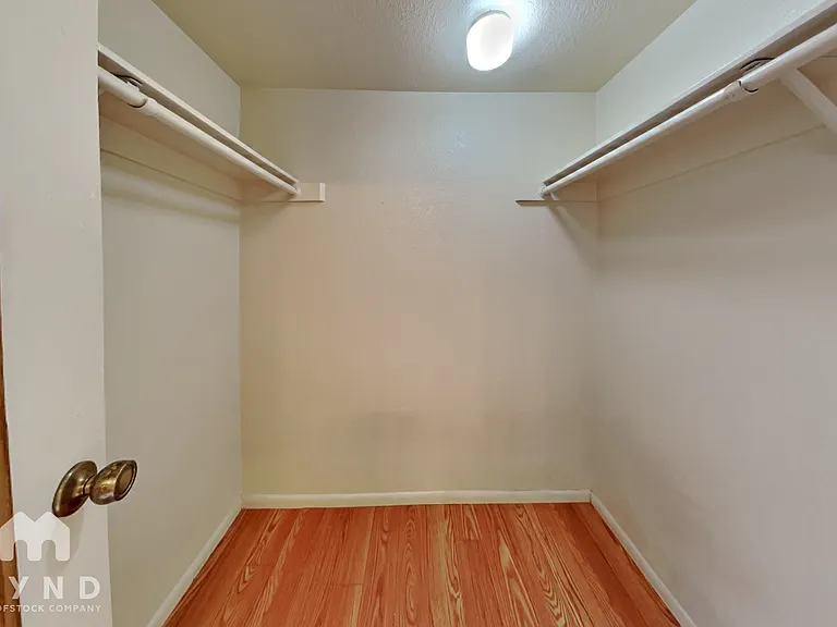 5100 N Miller Rd #23 — Photo 17