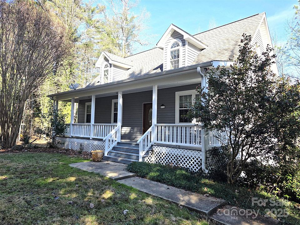 1st image of 12 White Squirrel Ln