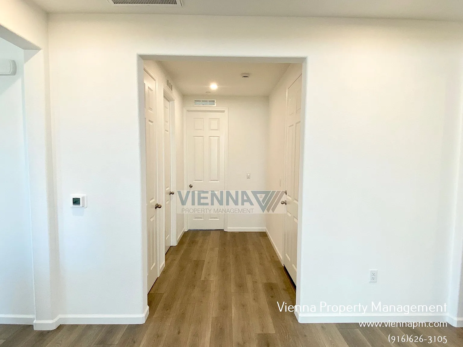 3 bed, 2.0 bath, 1733 sqft, $2,925 — Photo 4