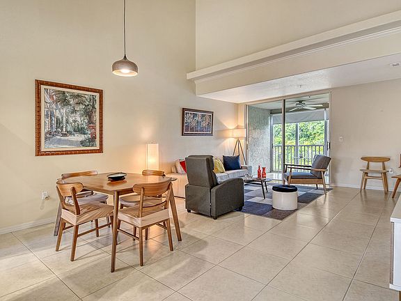 5th image of 8370 Wingate Dr Unit 724