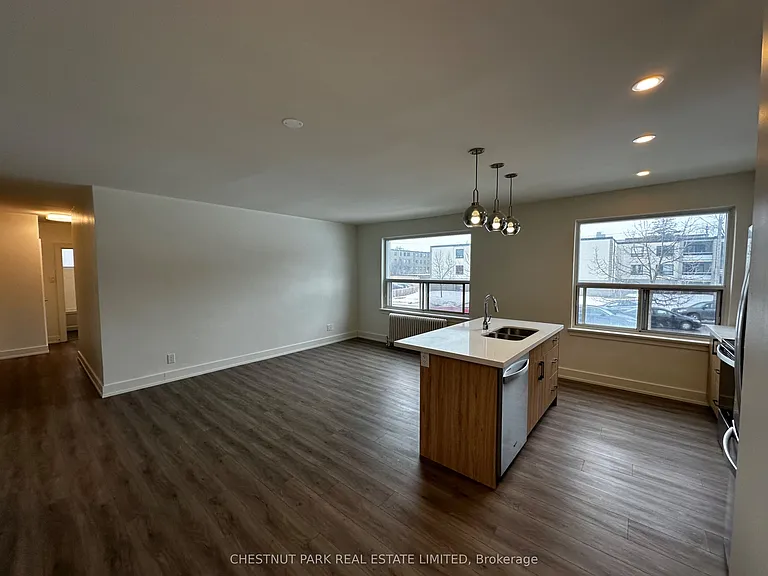 6 Wingreen Ct #4 — Photo 3