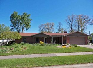 1030 Clayburn Dr, Fort Wayne, IN 46819
