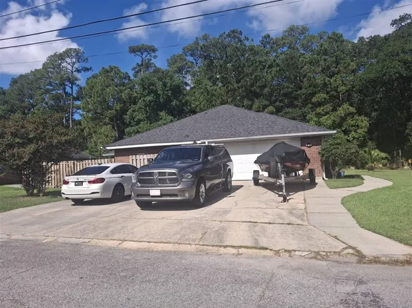 11545 Bayou Pl, Ocean Springs, MS 39564