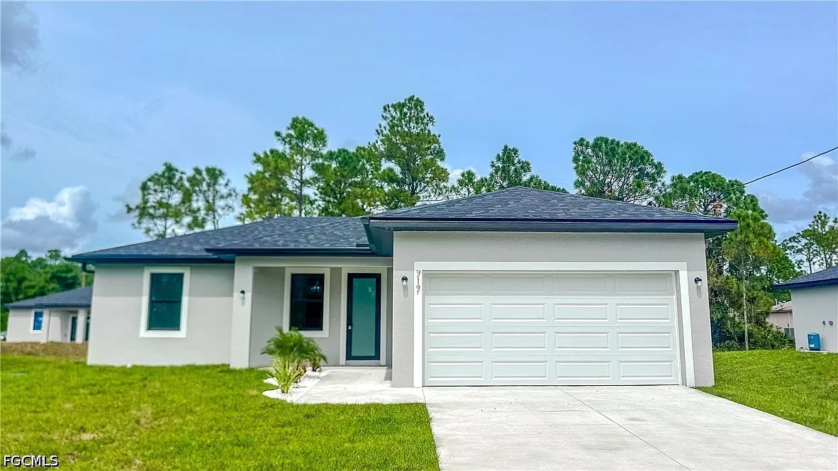 3 bed, 2.0 bath, 1294 sqft, $1,850 — Photo 1