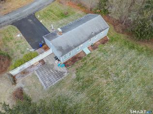 10 Sunrise Ter, Weatogue, CT 06089