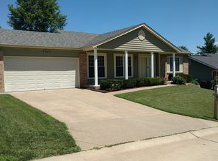 1514 Enwood Dr, Saint Peters, MO