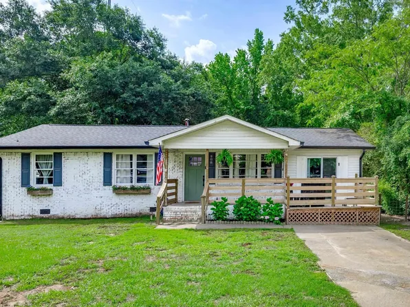 908 Mitchell Dr, Camden, SC 29020
