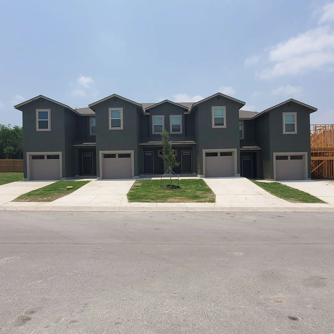 6326 Luglio Lane #102, San Antonio, TX. 78233 — Photo 1