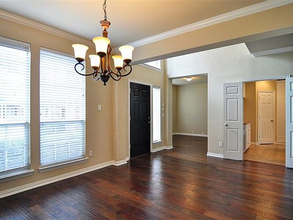 4th image of 4609 Rock Creek Ln