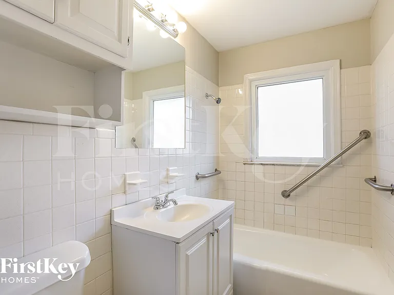 5915 Harvard Ave — Photo 16