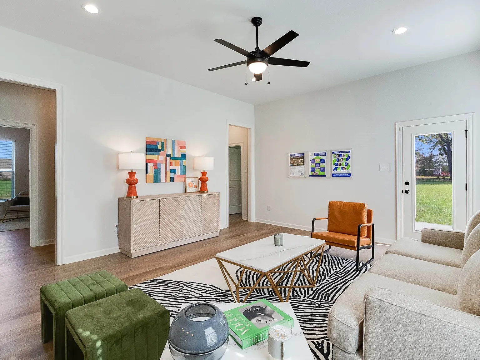 4 bed, 2.5 bath, 1760 sqft, $2,399 — Photo 3
