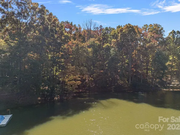 110 Bantam Pl, Mooresville, NC 28117