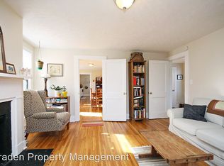921 6th St SE APT A, Charlottesville, VA