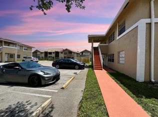 10008 Twin Lakes Dr #36-A, Coral Springs, FL 33071