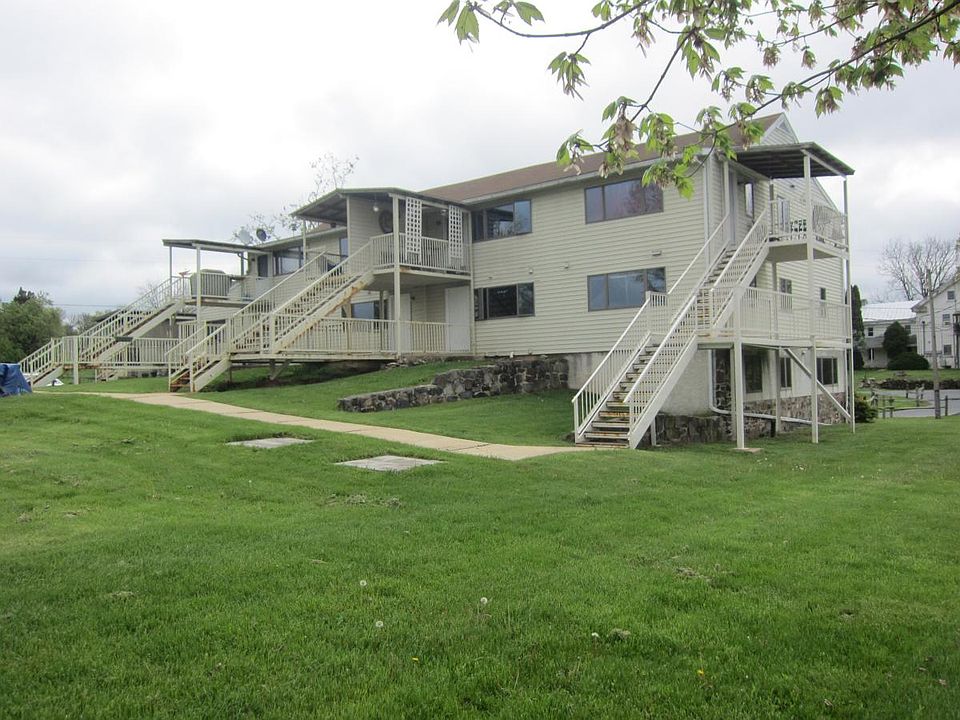 Pine Hill Barn Apts back of bldg.