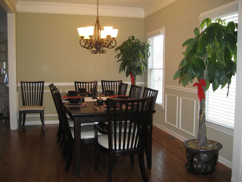 Formal Dinning Room