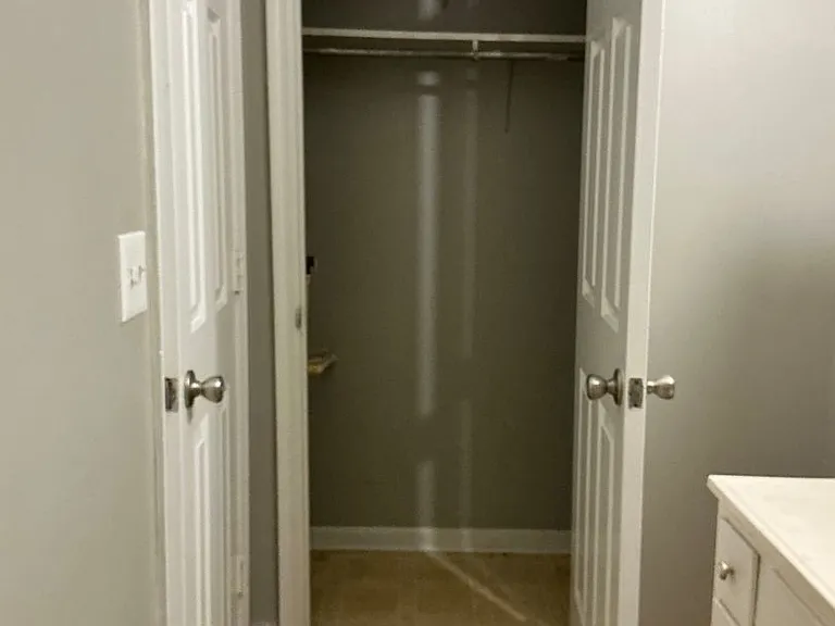 440 Country Lane Dr — Photo 5