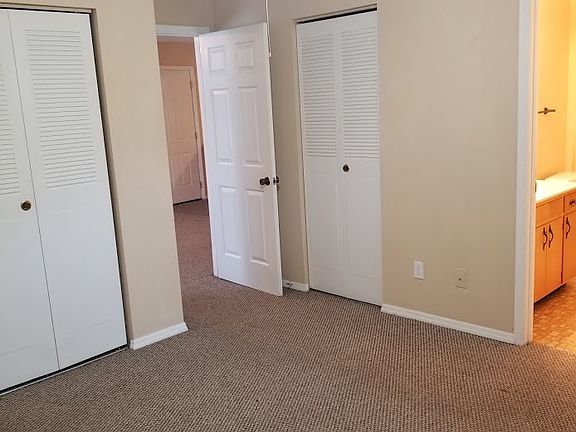 2nd image of 3403 Maple Creek Ln #A