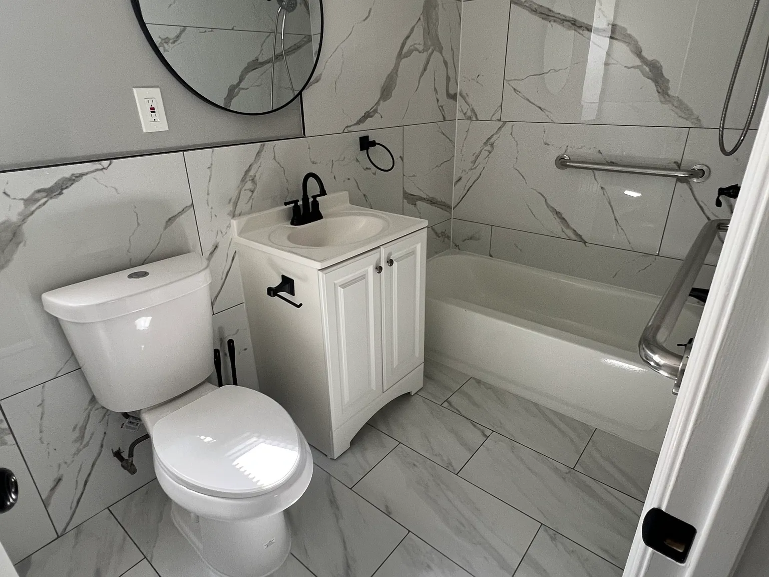 1 bed, 680 sqft, $1,275 — Photo 3