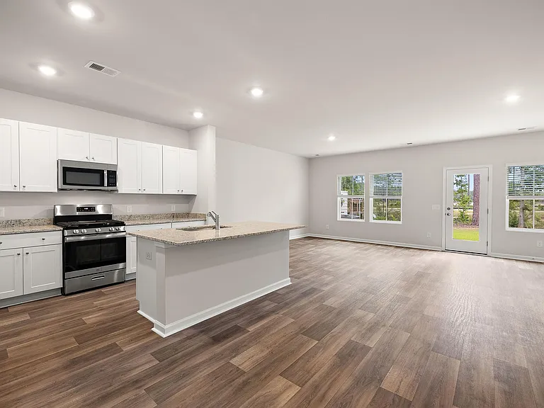 391 Tiliwa St — Photo 2