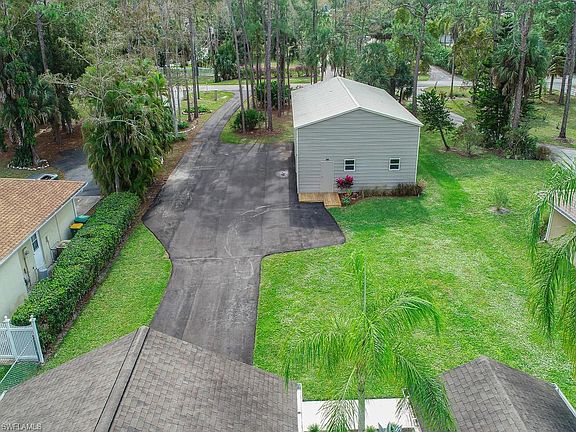 2nd image of 6061 Dogwood Way