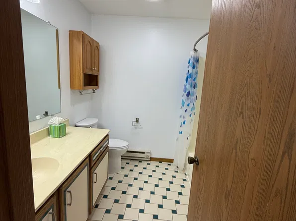 1573 Cohansey St APT 204, Saint Paul, MN 55117