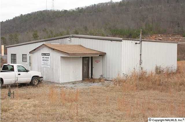 2nd image of 1403 Us Highway 431 S