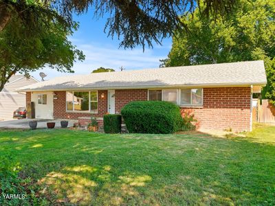 1013 S 26th Ave, Yakima, WA, 98902