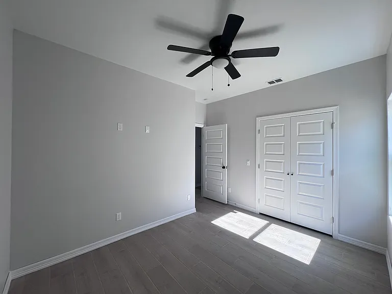 2309 S Hilltop Ave #3 — Photo 17