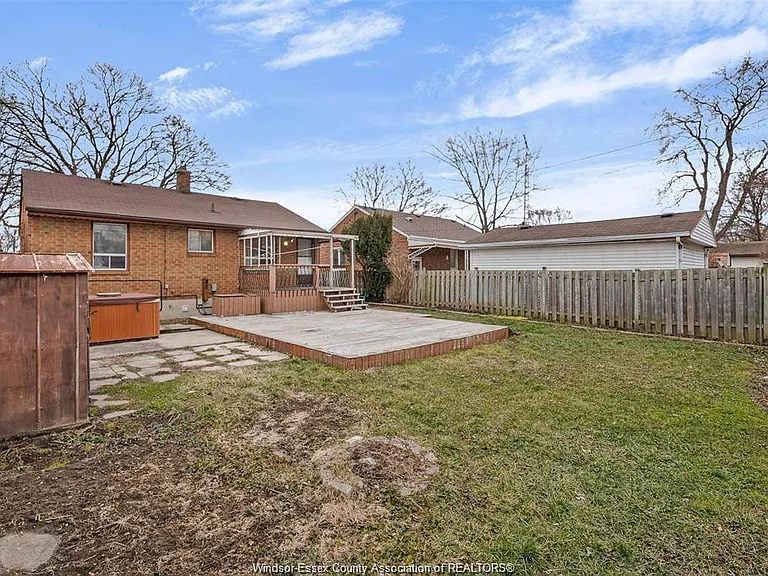 1217 Harrison Ave — Photo 26